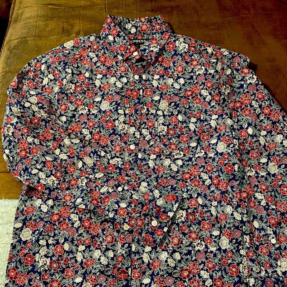 Express Dress Shirt, Small